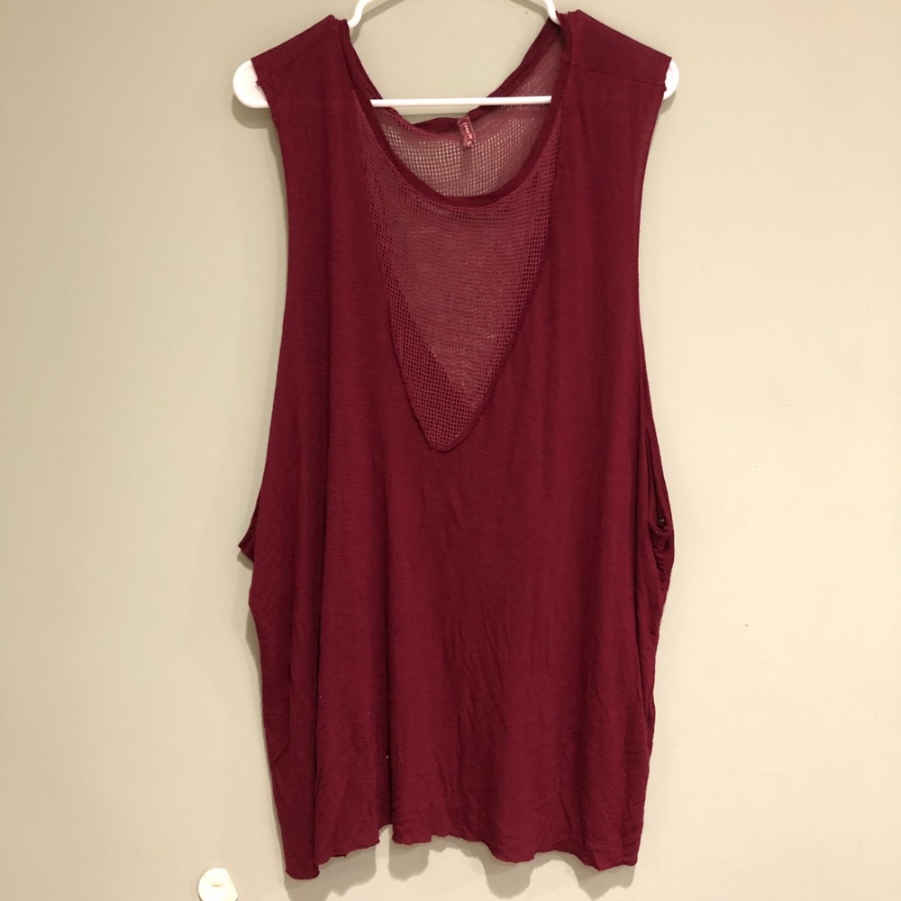 Maroon LF top